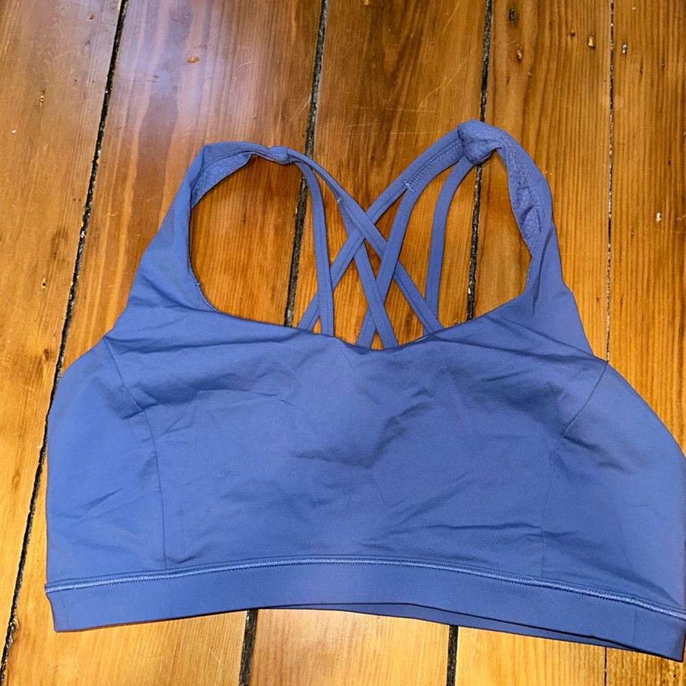 Lululemon free to be bra size 10!